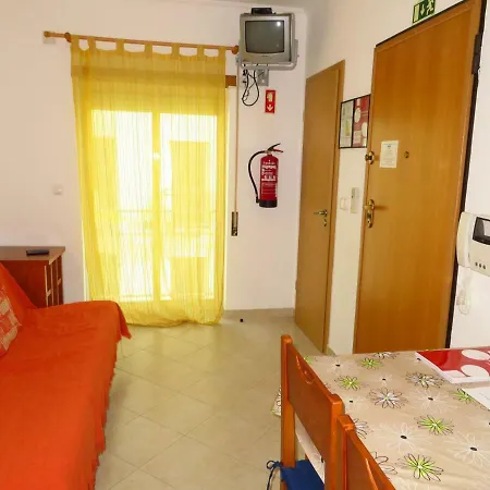 Apartment Carolino *
