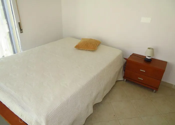 Carolino Lejlighed Monte Gordo